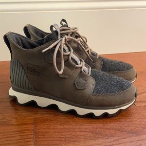 Brand New Sorel Kinetic Caribou Boot